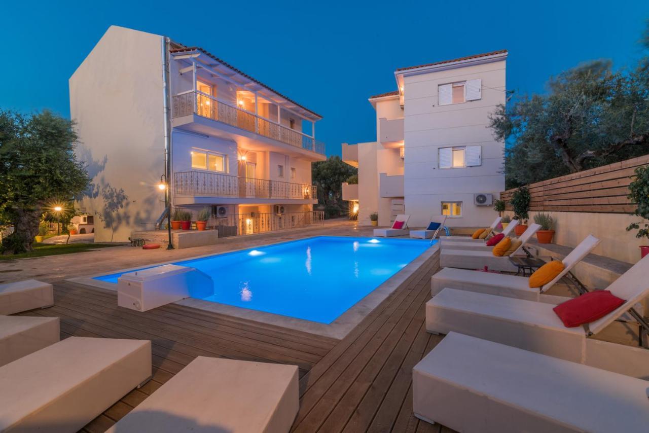 Asante Group Holiday Homes Циливи Екстериор снимка