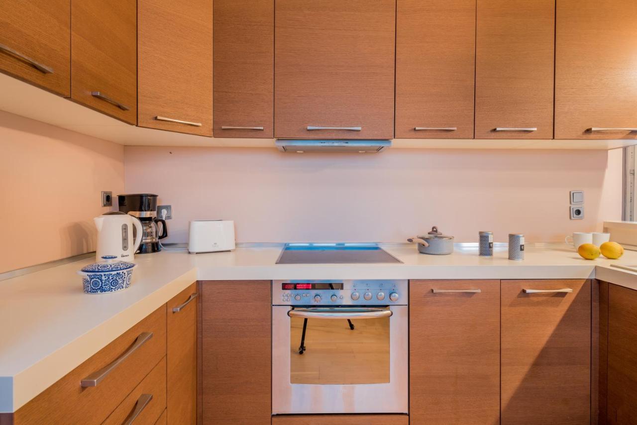 Asante Group Holiday Homes Циливи Екстериор снимка