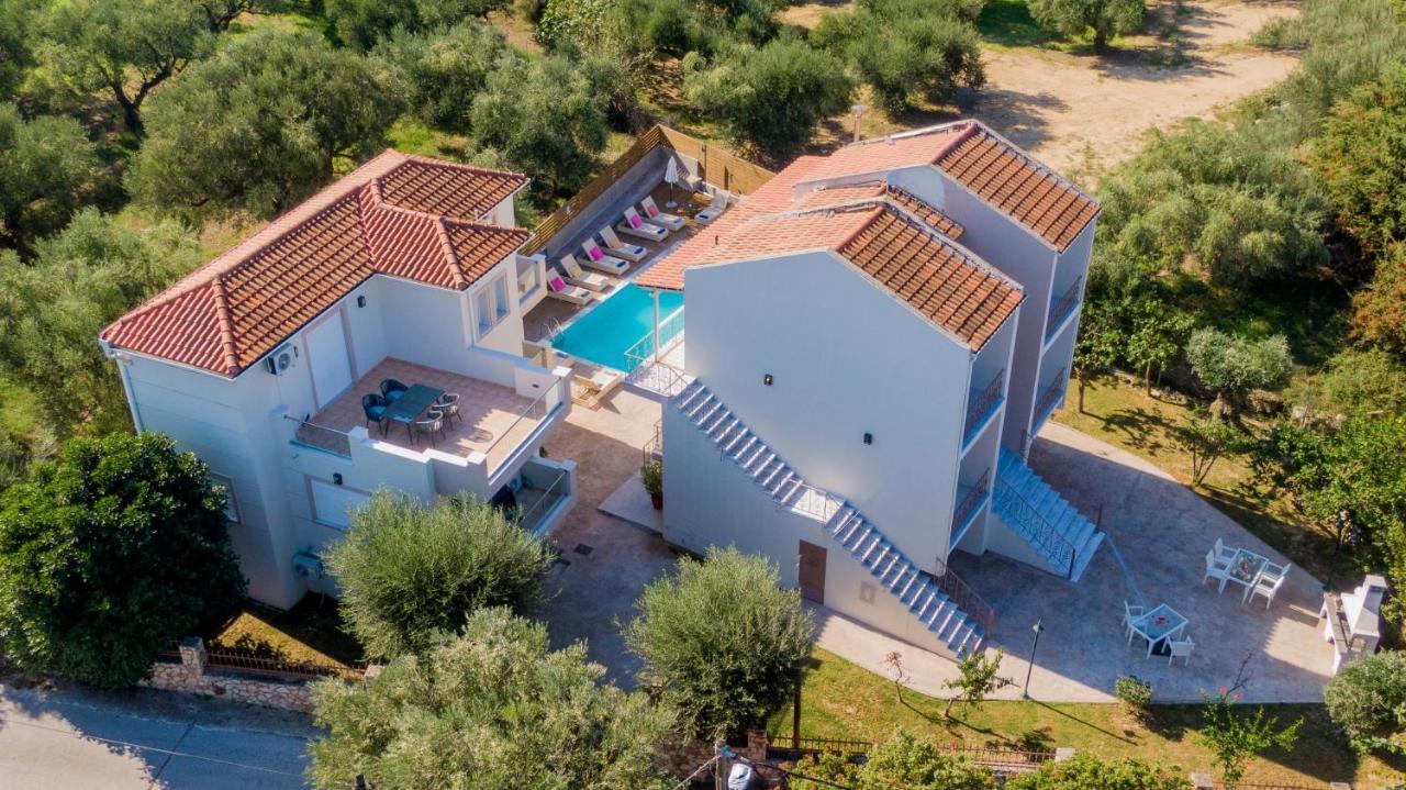 Asante Group Holiday Homes Циливи Екстериор снимка
