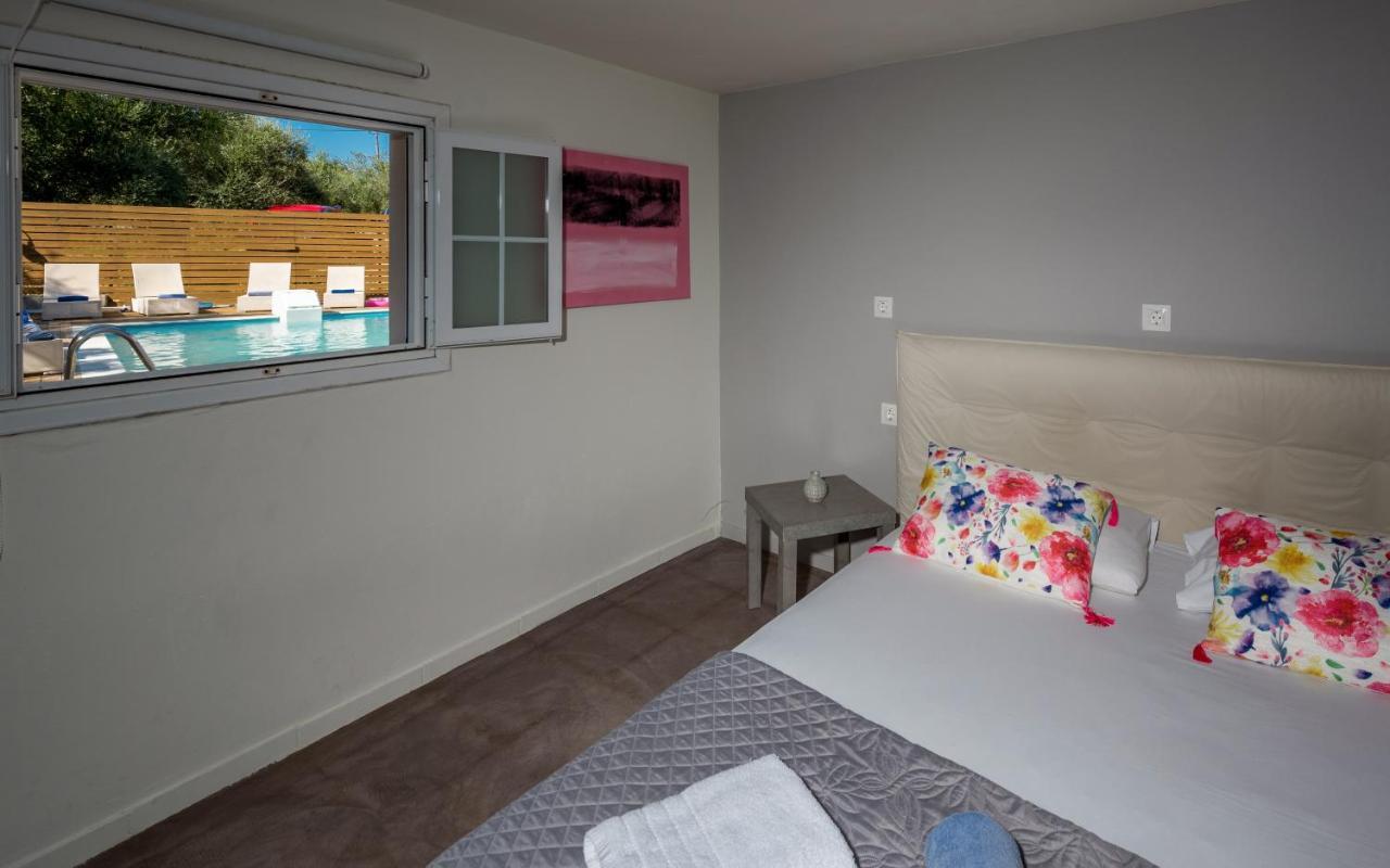 Asante Group Holiday Homes Циливи Екстериор снимка