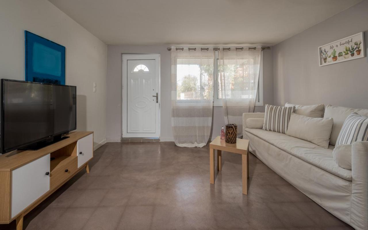 Asante Group Holiday Homes Циливи Екстериор снимка