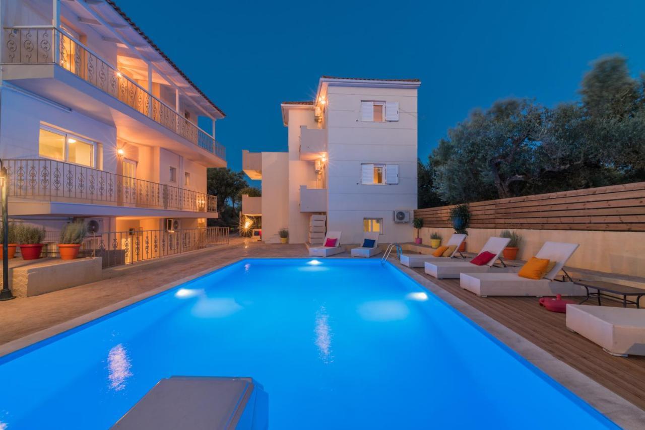 Asante Group Holiday Homes Циливи Екстериор снимка