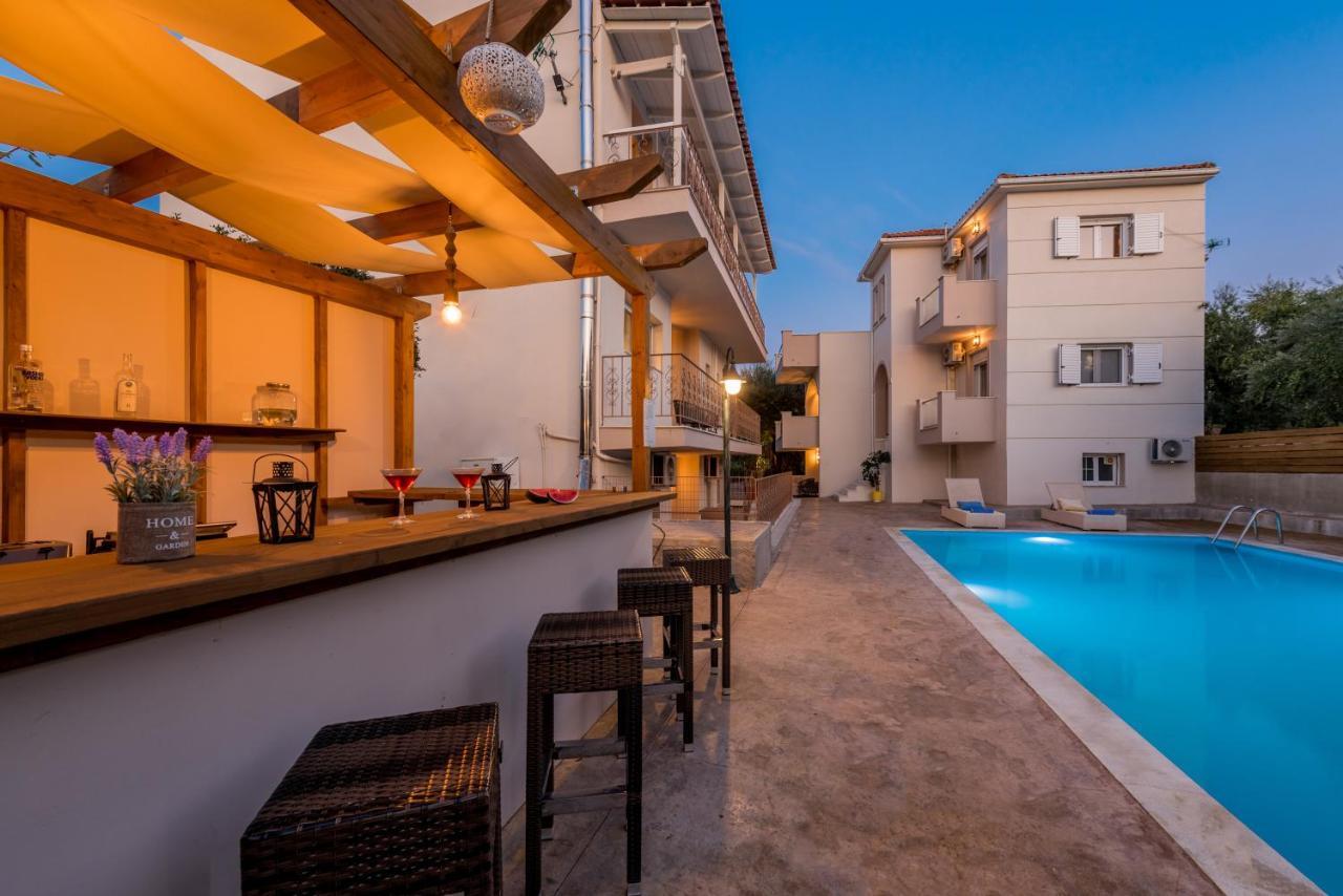 Asante Group Holiday Homes Циливи Екстериор снимка