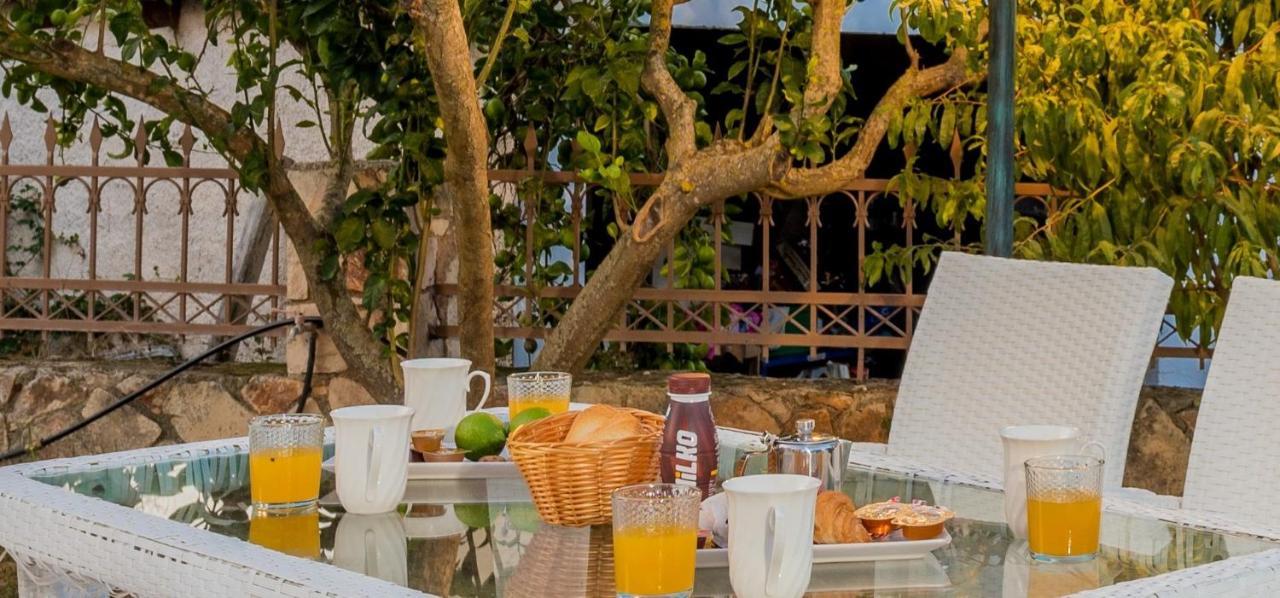 Asante Group Holiday Homes Циливи Екстериор снимка